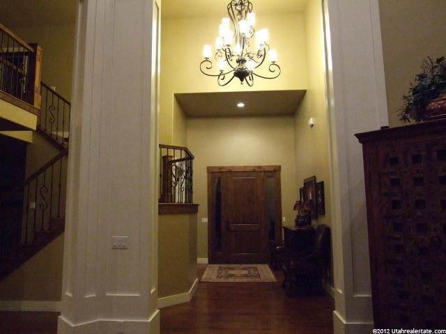 449 E Canyon Estates Dr, Bountiful, UT 84010 — photo 3