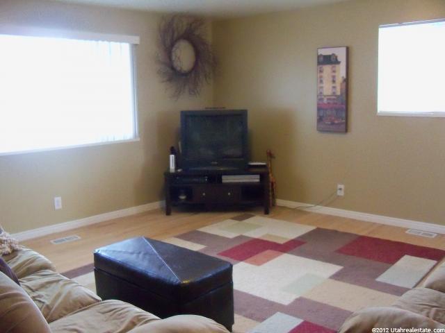 3867 W 2700 S, Syracuse, UT 84075 — photo 2