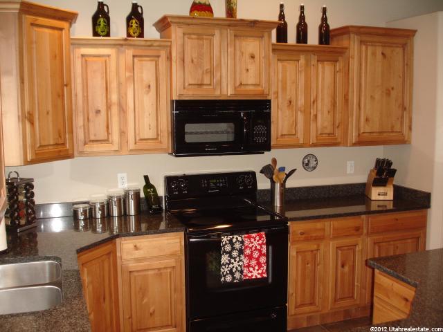 154 N 875 W, Clearfield, UT 84015 — photo 7