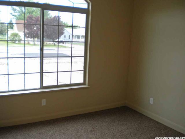2974 W 6000 S, Roy, UT 84067 — photo 10