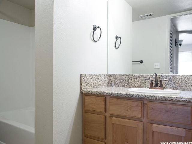 5740 S 900 E #9, Murray, UT 84121 — photo 11