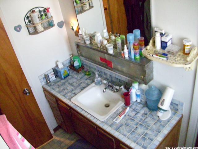 2053 E Cherry Ln N, Layton, UT 84040 — photo 2