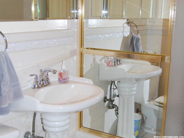 1431 N Marilyn Dr W, Layton, UT 84041 — photo 5