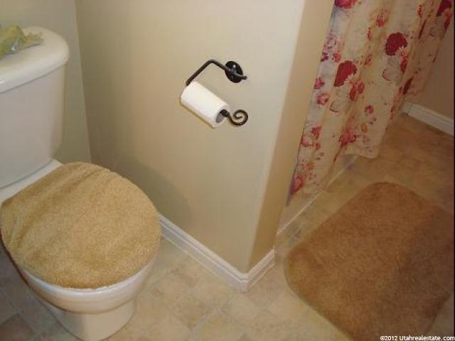 1465 N 2325 W, Layton, UT 84041 — photo 4