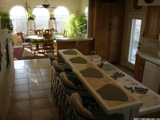 948 S Mountain Side Dr E, Farmington, UT 84025 — photo 11