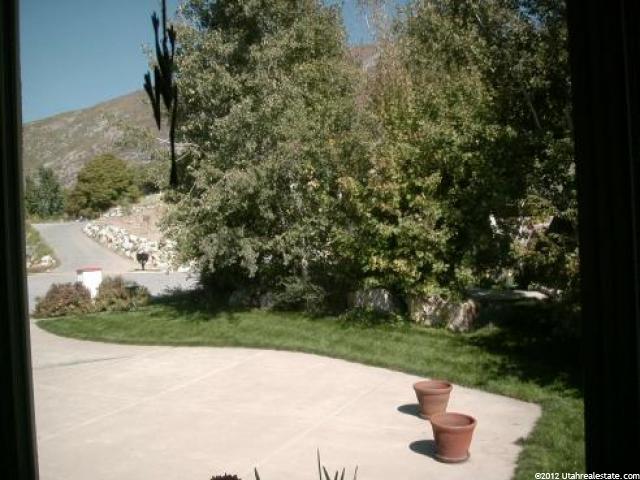 948 S Mountain Side Dr E, Farmington, UT 84025 — photo 8
