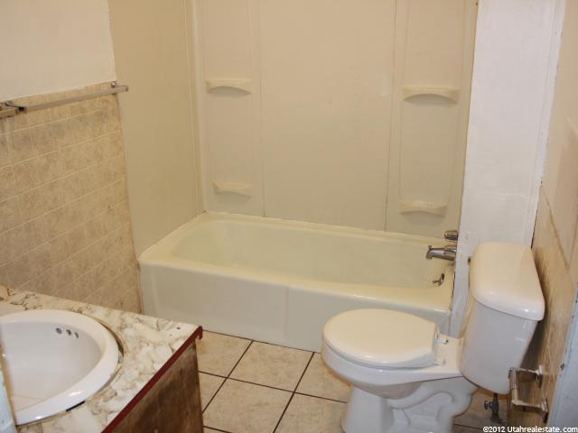 586 S Main, Clearfield, UT 84015 — photo 6