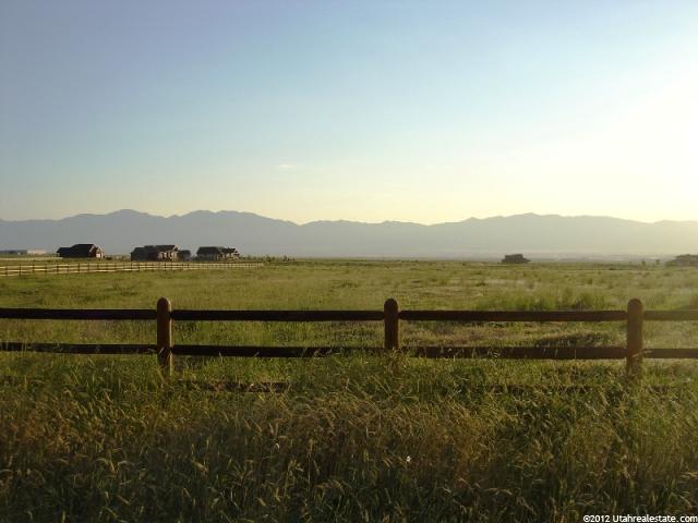 2946 N Bronzewood Cir E, Erda, UT 84074 — photo 2