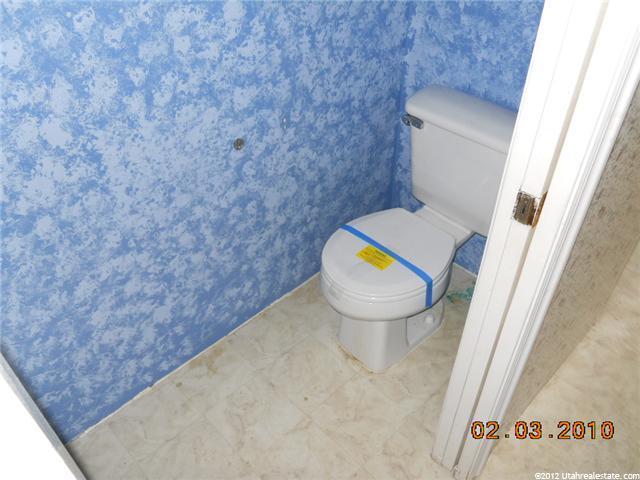 392 W 1900 S, Clearfield, UT 84015 — photo 11