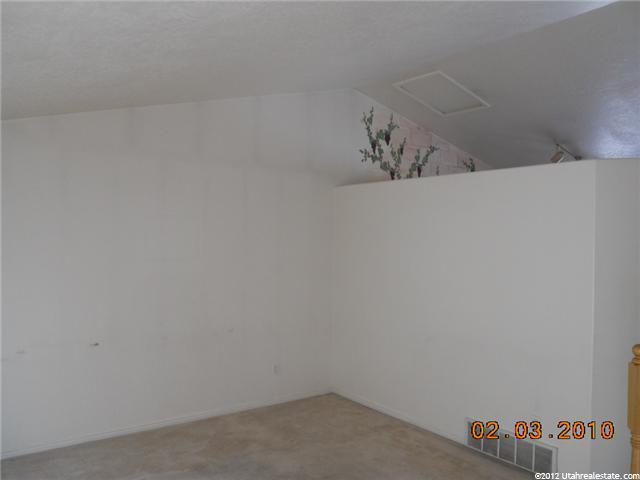 392 W 1900 S, Clearfield, UT 84015 — photo 10