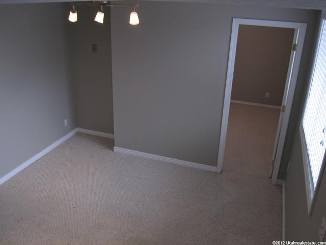 361 E Perrine Dr, Midvale, UT 84047 — photo 2