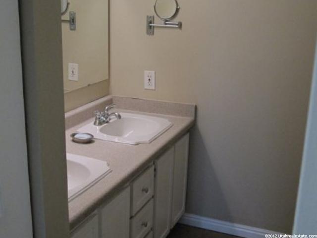 361 E Perrine Dr, Midvale, UT 84047 — photo 8