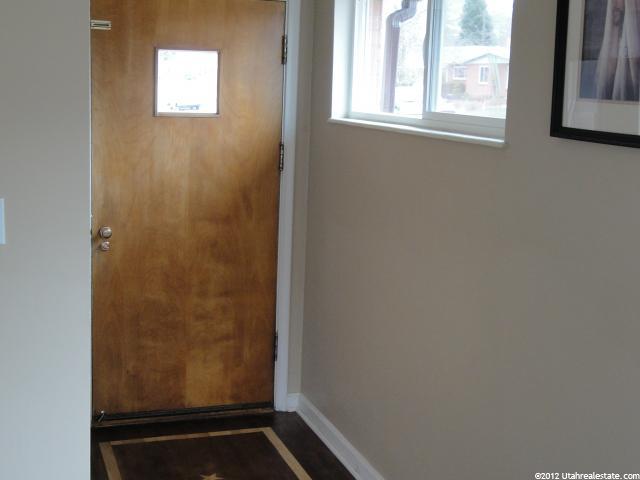 2046 S Penman Ln E, Bountiful, UT 84010 — photo 11