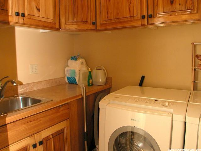 454 Hawthorne Dr, River Heights, UT 84321 — photo 10