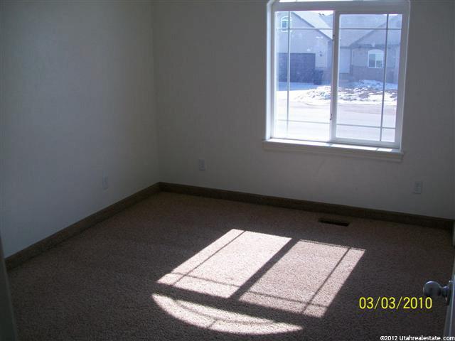 631 E 600 N, Roosevelt, UT 84066 — photo 4