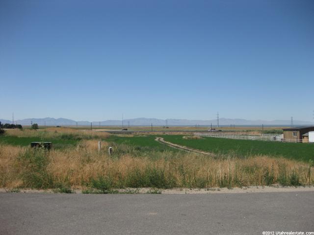 7500 S 925 W #57, Willard, UT 84340 — photo 2