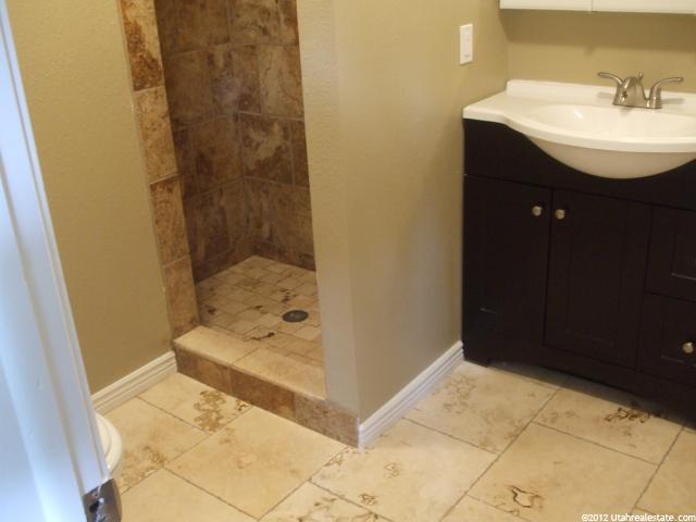 1987 S Claremont Dr E, Bountiful, UT 84010 — photo 4