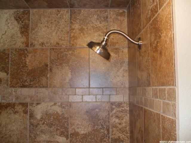 1987 S Claremont Dr E, Bountiful, UT 84010 — photo 6