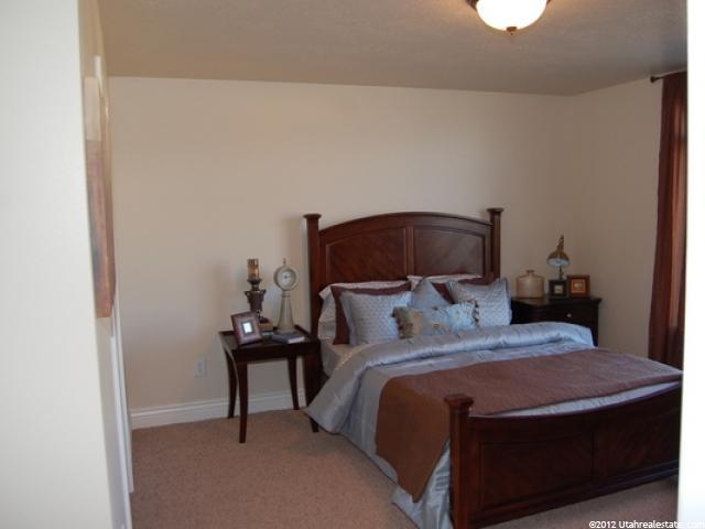 692 N 240 E, Smithfield, UT 84335 — photo 4