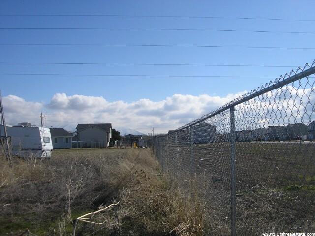 1999 N 1615 W, Clinton, UT 84015 — photo 2