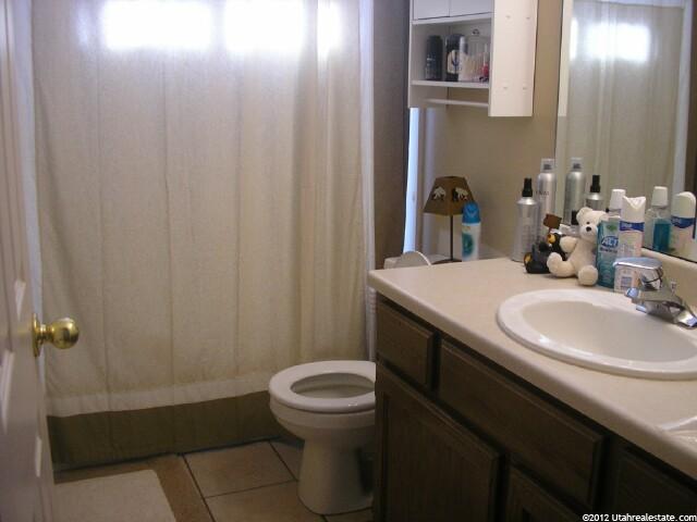 1999 N 1615 W, Clinton, UT 84015 — photo 7