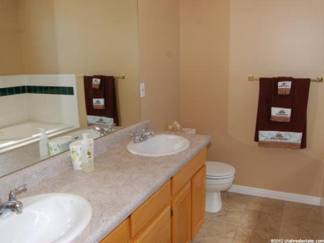 1042 E 3350 N, Layton, UT 84040 — photo 10