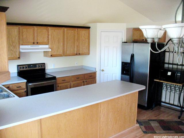 223 W 1425 N, Layton, UT 84041 — photo 7