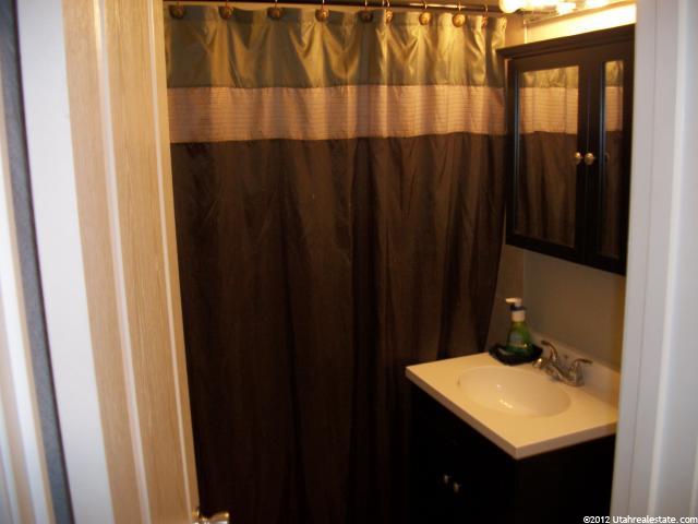 586 N Monroe Blvd, Ogden, UT 84404 — photo 8
