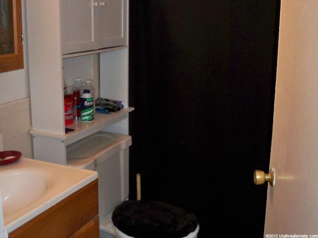 4094 S 2300 E, Holladay, UT 84124 — photo 11
