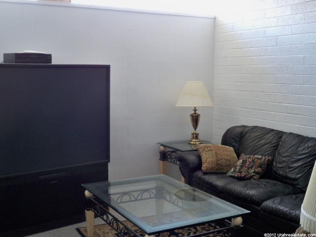4094 S 2300 E, Holladay, UT 84124 — photo 4