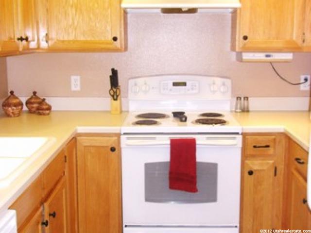 490 E 700 S #C36, Clearfield, UT 84015 — photo 3
