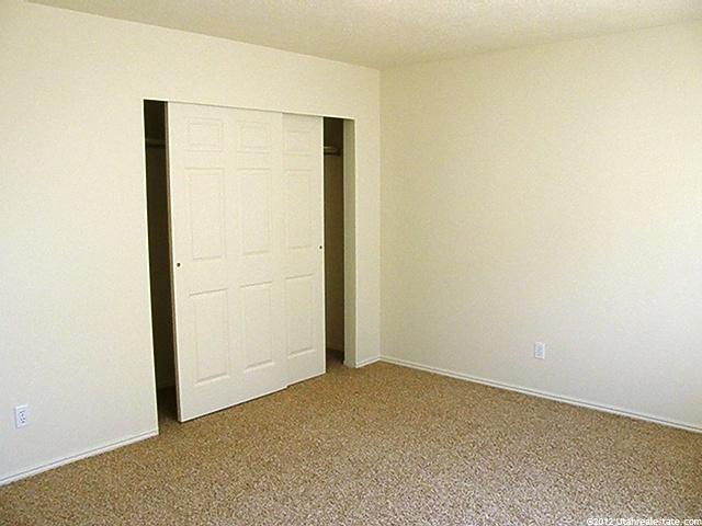 2112 N 2400 W, Clinton, UT 84015 — photo 4