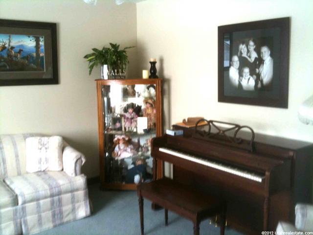 190 N 100 W, Millville, UT 84326 — photo 8