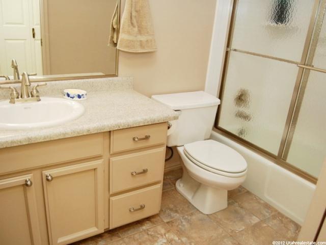 2240 E 4500 S #17, Holladay, UT 84117 — photo 11