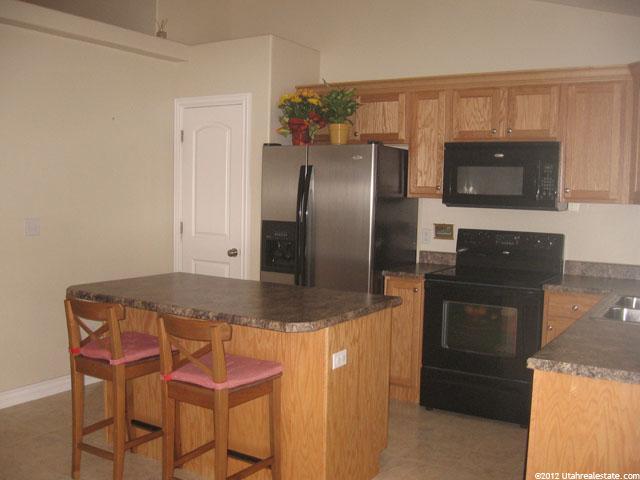 198 E 600 N, Roosevelt, UT 84066 — photo 2