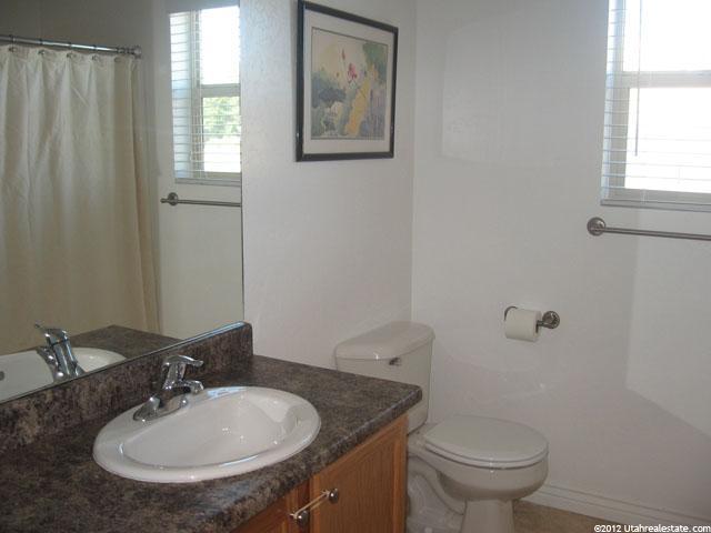 198 E 600 N, Roosevelt, UT 84066 — photo 4