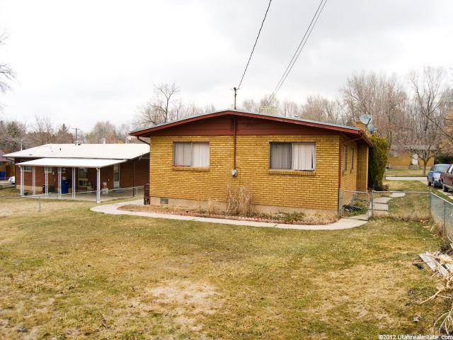 957 E Sullivan Rd, Ogden, UT 84403 — photo 2