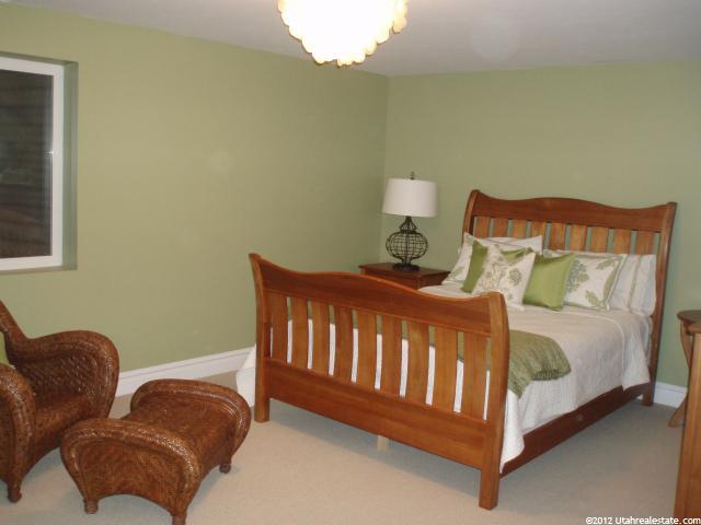 75 S Cara Vella Ln, Centerville, UT 84014 — photo 11