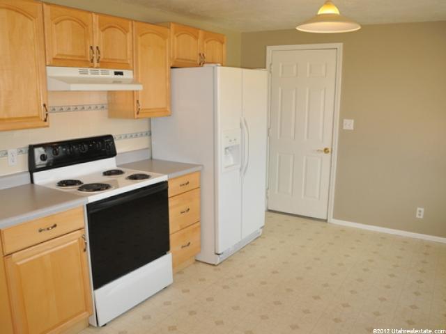 10514 S 360 E, Sandy, UT 84070 — photo 8