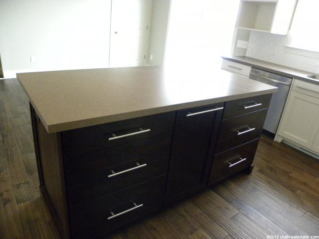 483 N 150 W, Hyde Park, UT 84318 — photo 5