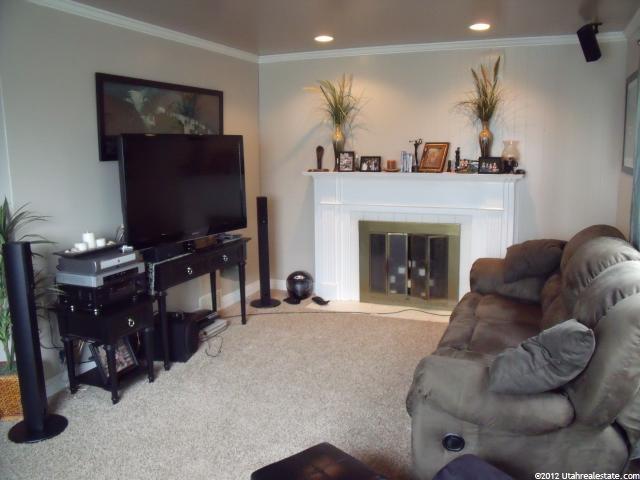 830 N 400 E, Bountiful, UT 84010 — photo 2