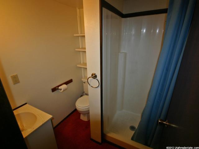 70 S 200 E, Hyrum, UT 84319 — photo 7