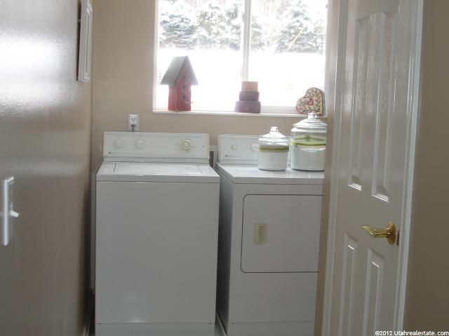 2044 E Ryan Cir, South Ogden, UT 84403 — photo 12