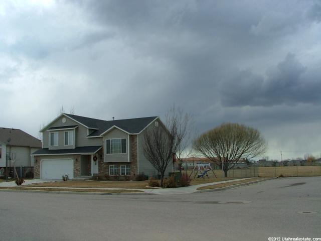 4657 S 4150 W, Roy, UT 84067 — photo 2