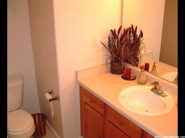 10463 S Sandy Pointe, Sandy, UT 84094 — photo 4