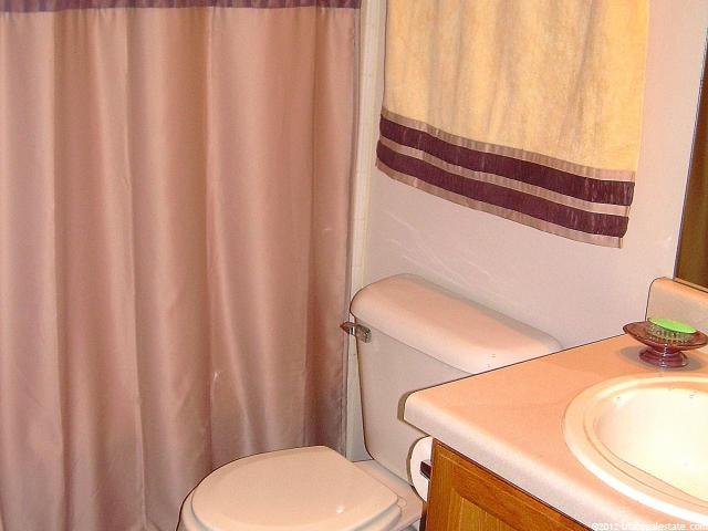 10463 S Sandy Pointe, Sandy, UT 84094 — photo 9
