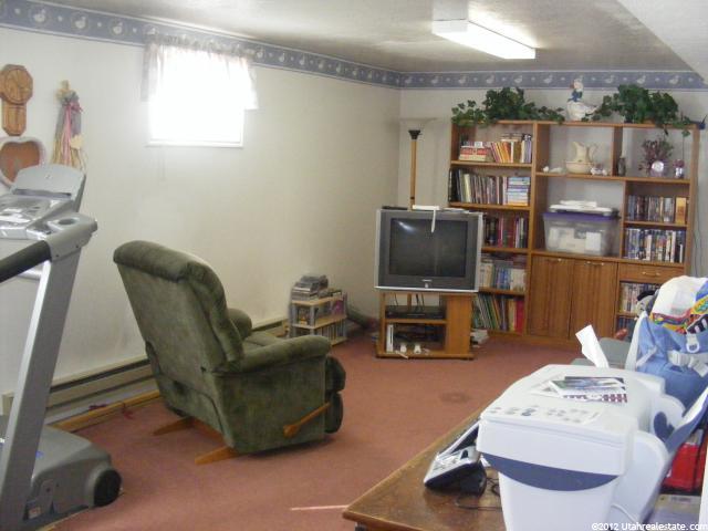 696 S 200 W, Preston, ID 83263 — photo 8