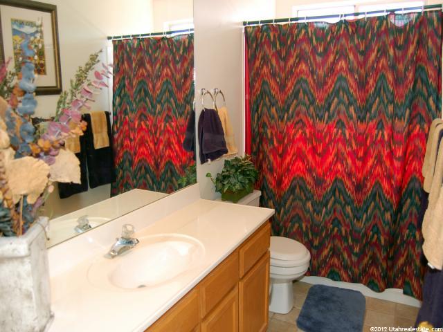 538 E Woodpine Cir, Midvale, UT 84047 — photo 11