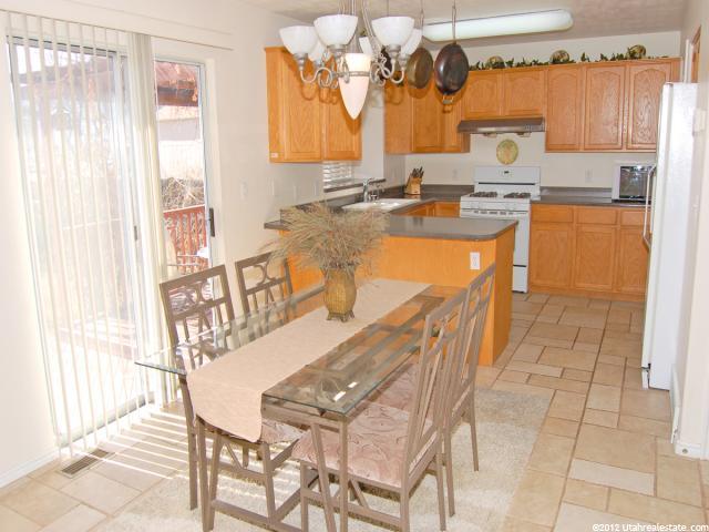 538 E Woodpine Cir, Midvale, UT 84047 — photo 5
