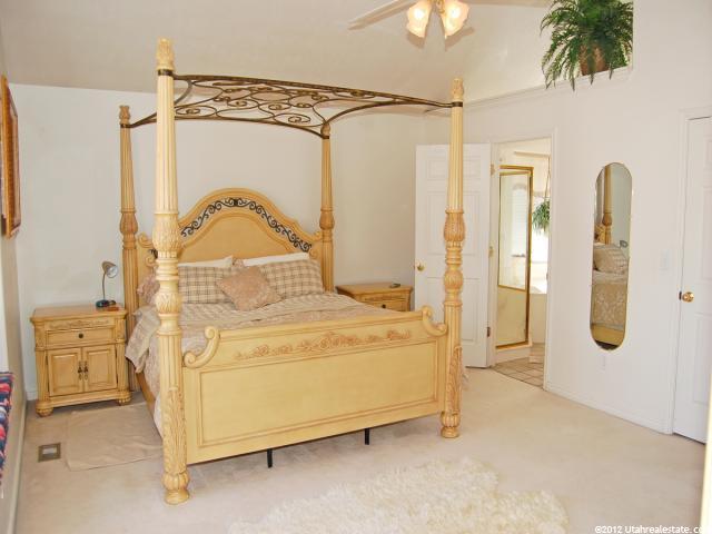 538 E Woodpine Cir, Midvale, UT 84047 — photo 8